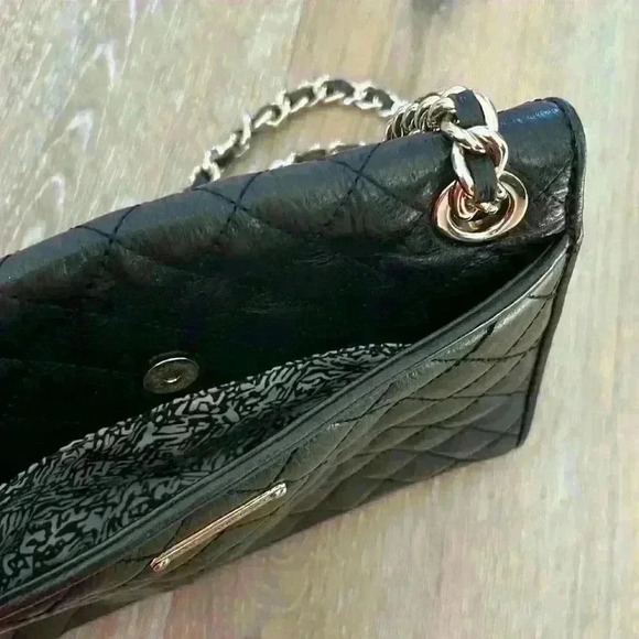 Rebecca Minkoff black affair quilted leather purse with chainlink strap - Picture 6 of 9